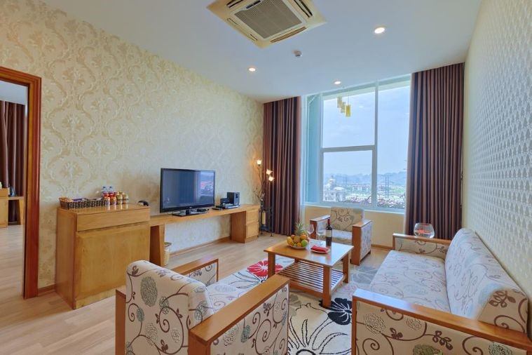 Khách sạn Hoàng Sơn Peace Ninh Bình